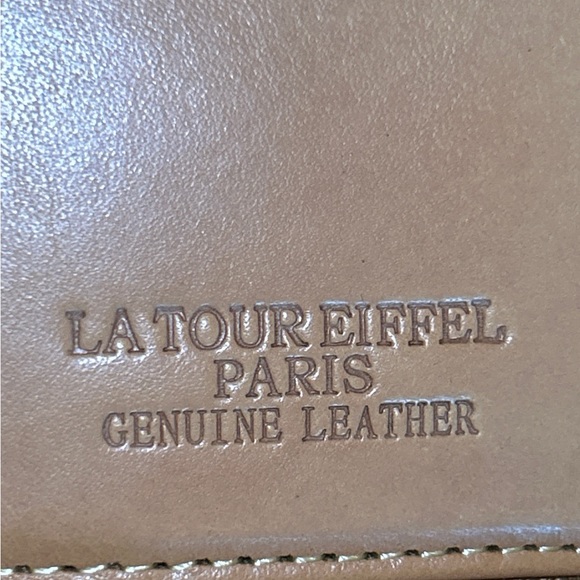 LA TOUR EIFFEL TOWER 2pc WALLET NEW - Picture 10 of 12